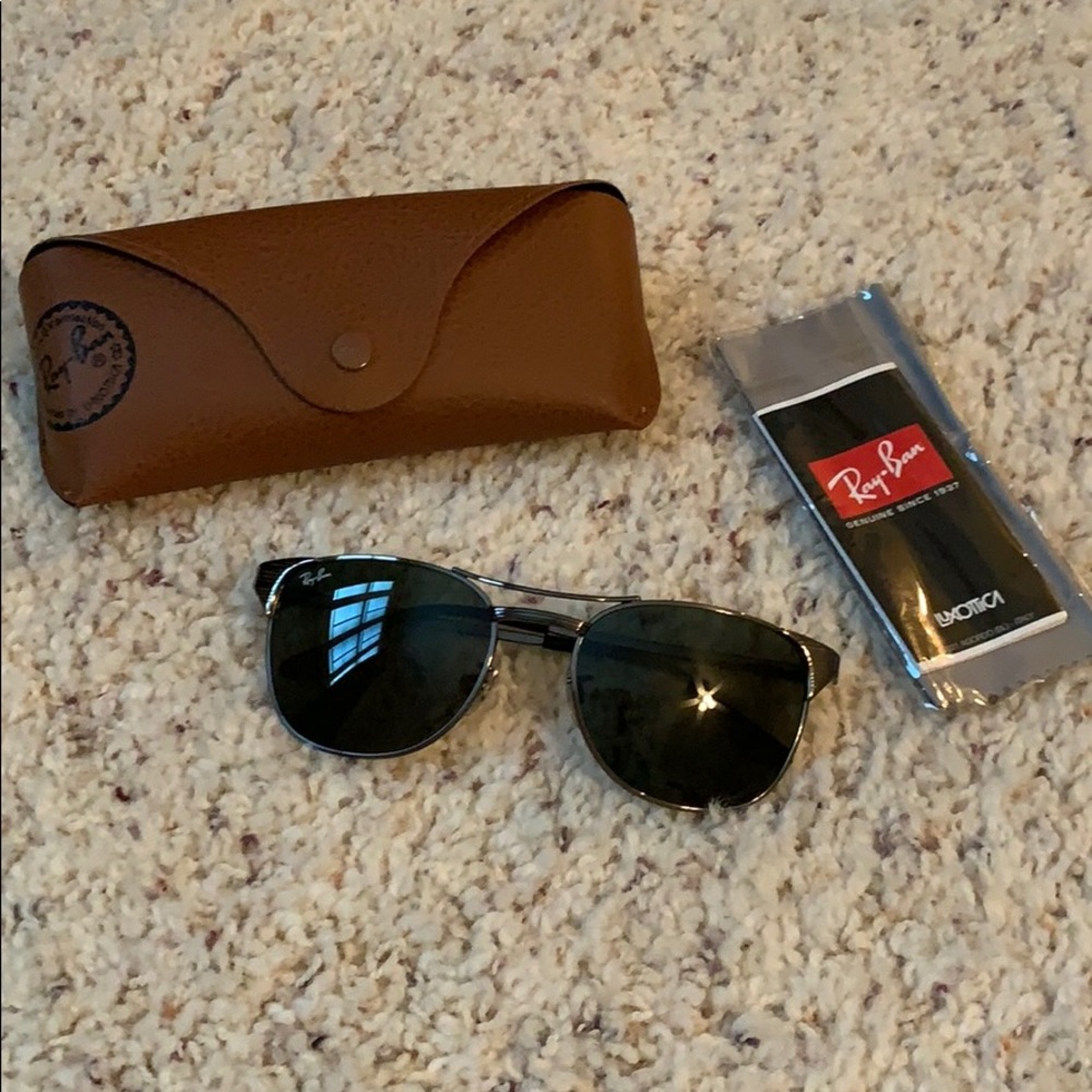AUTHENTIC RayBans Sunglasses